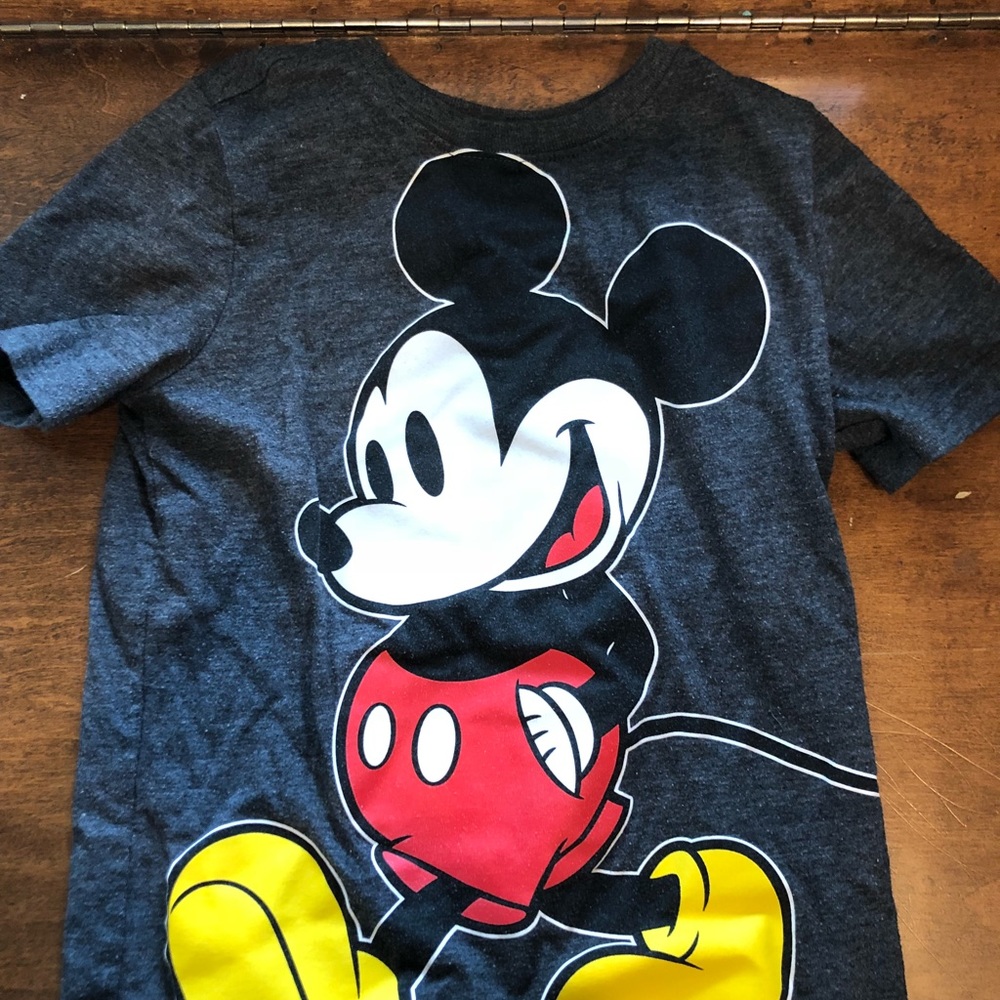 Lot of 5t boys tees *MORE PHOTOS INSIDE!!*